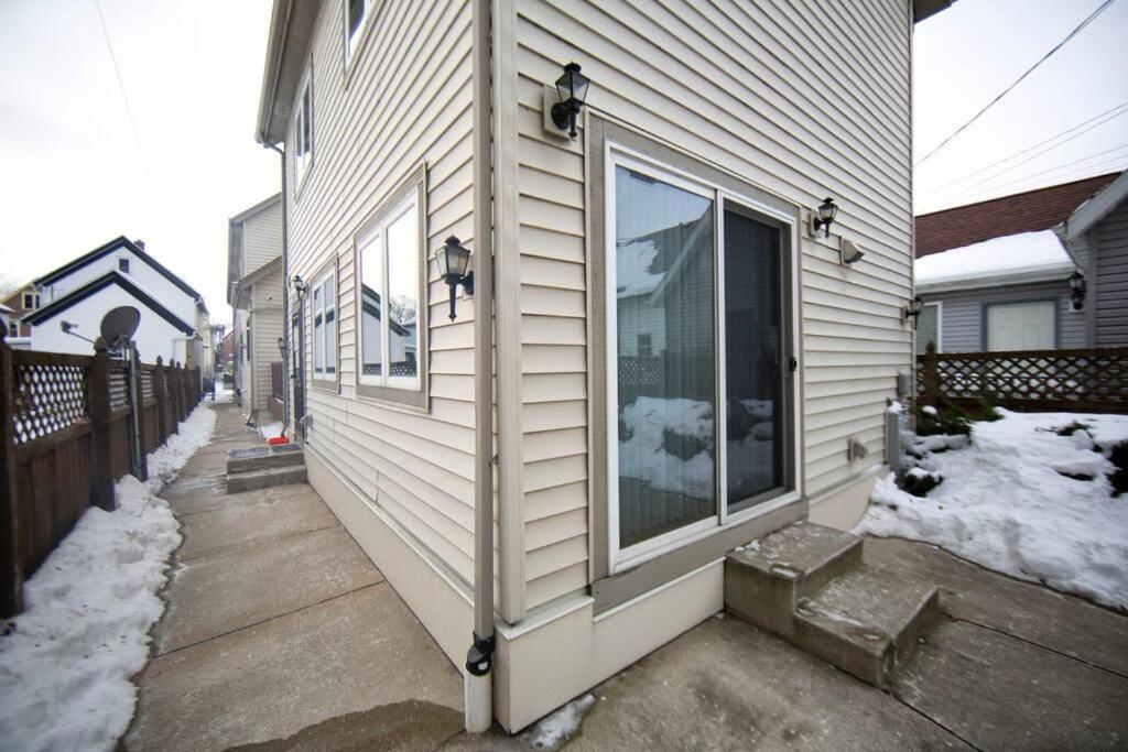 Ferienwohnung Tucked Away Off Brady - 4 Beds Milwaukee Exterior foto